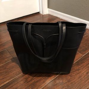 Black shoulder bag